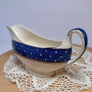 ✨ 3 for $45 ✨Vintage Staffordshire England Gravy Boat Blue & White 22K Gold Trim